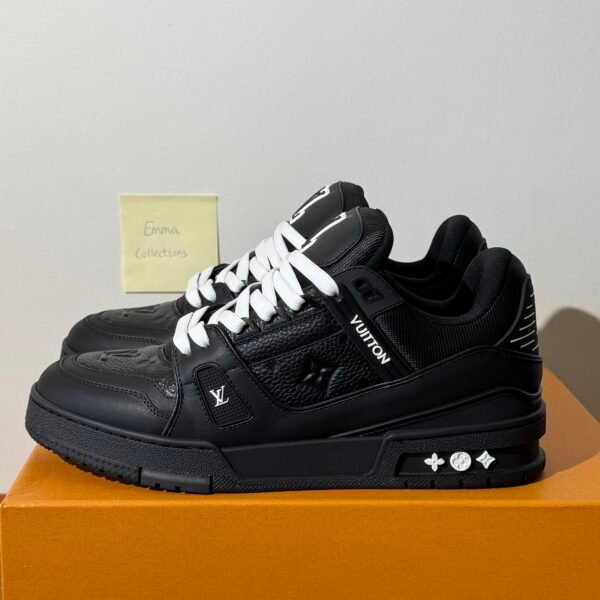 Classical Design Sneaker - Image 2