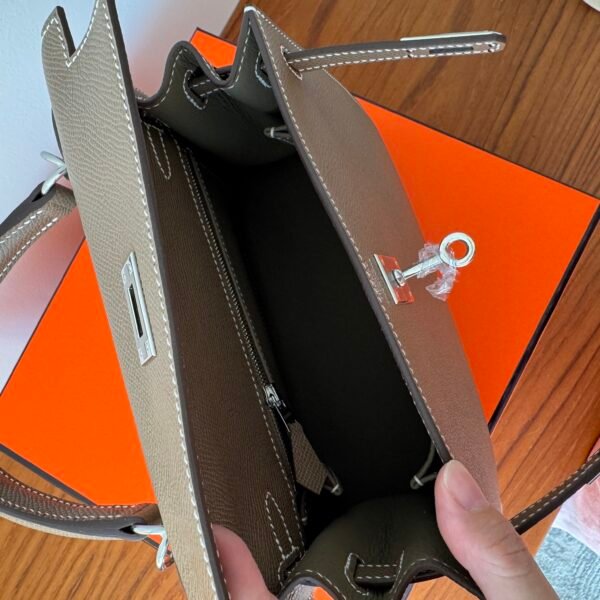 Classical Leather Bag 25 - Image 5