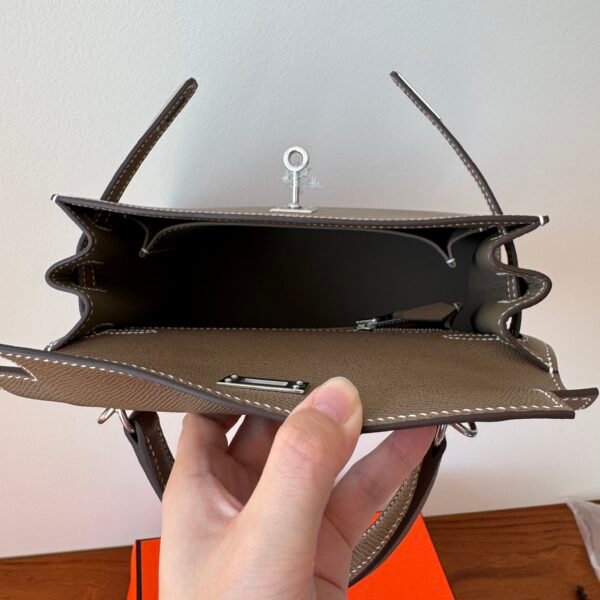 Classical Leather Bag 25 - Image 10
